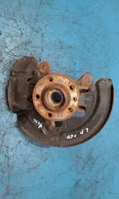 Volvo V60 Front wheel hub spindle knuckle