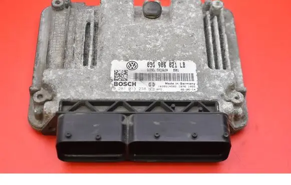 Skoda Octavia Mk2 (1Z) Engine control unit/module ECU 03G906021LB