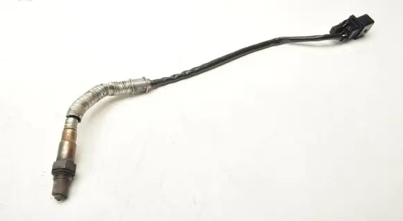 BMW 3 E90 E91 Lambda probe sensor 7530282