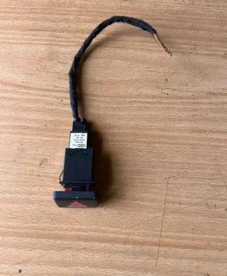 Audi A4 S4 B6 8E 8H Hazard light switch 8E0941509