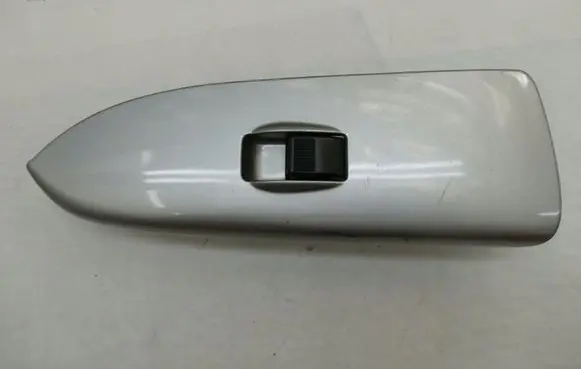 Mazda Premacy Electric window control switch GE6M684L1