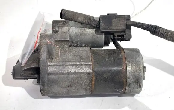 Mazda 3 II Starter motor M000T89281