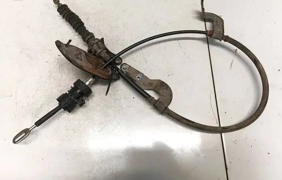 Honda CR-V Gear shift cable linkage 