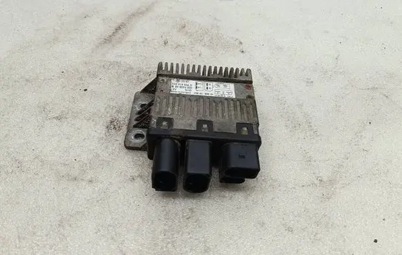 Volkswagen Transporter - Caravelle T5 Coolant fan relay 7H0919506D 898096000