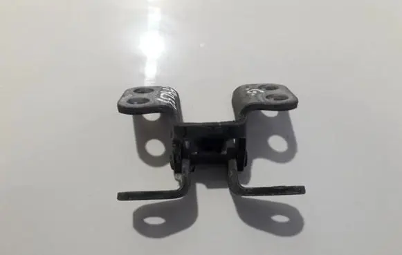 Toyota RAV 4 (XA20) Tailgate/trunk/boot hinge