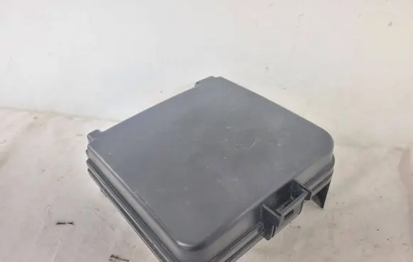 Hyundai i30 Fuse box cover 919512R111