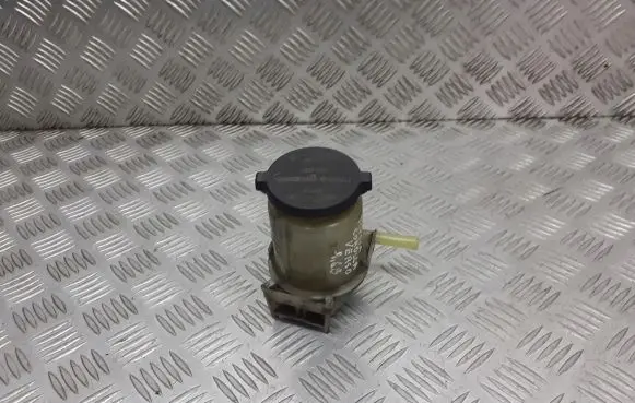 Toyota Corolla Verso E121 Power steering fluid tank/reservoir