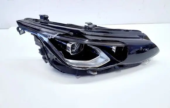 Volkswagen Golf VIII Headlight/headlamp 5H1941060
