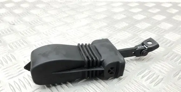 Audi A3 S3 8V Rear door check strap stopper 8V4839267