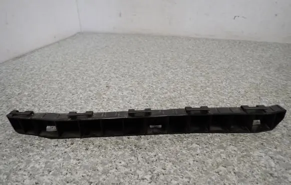 Hyundai ix35 Fender mounting bracket