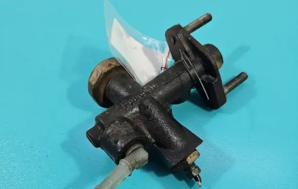 Ford Ranger Clutch slave cylinder IMPRK1396899