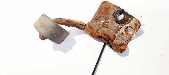 Volvo S60 Muffler mount bracket/holder 