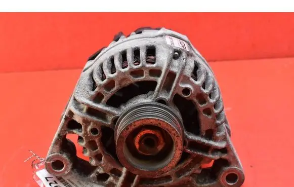Opel Corsa D Generator/alternator 0124325171