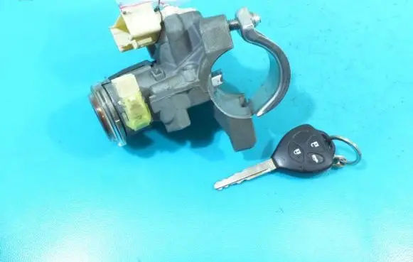 Toyota Avensis T270 Ignition lock IMPRK1211600