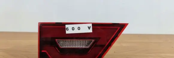 Jaguar E-Pace Tailgate rear/tail lights J9C313193CC