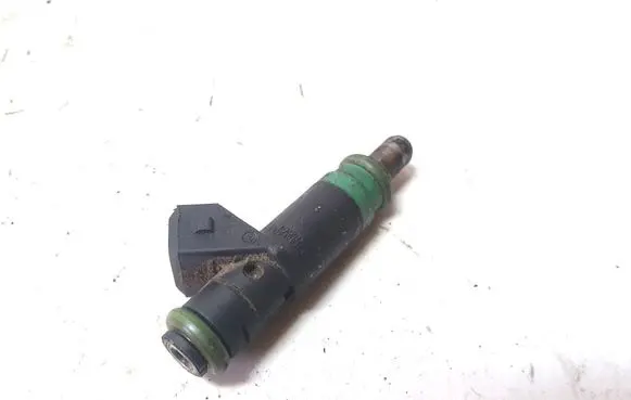 Ford Focus Fuel injector 98MFBA