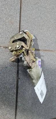 Nissan Terrano Rear door lock