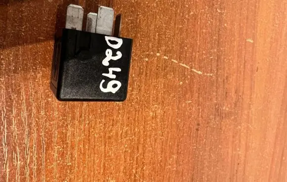 Mercedes-Benz A W169 Other relay A0025421319 D249