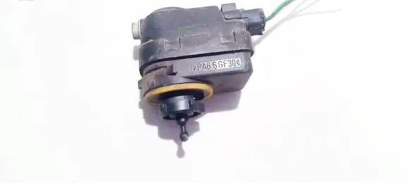 Headlight level adjustment motor