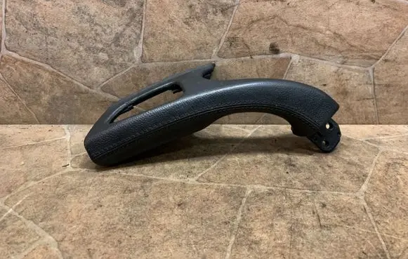 Front door interior handle