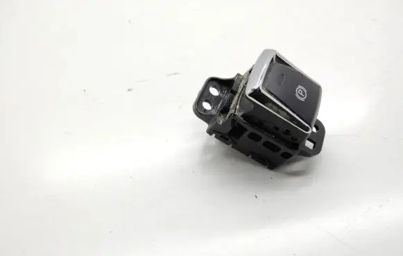 Nissan Qashqai Hand parking brake switch 14x10sd