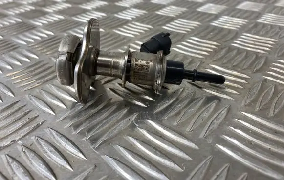 Audi A3 8Y AdBlue injector 7LA131113A