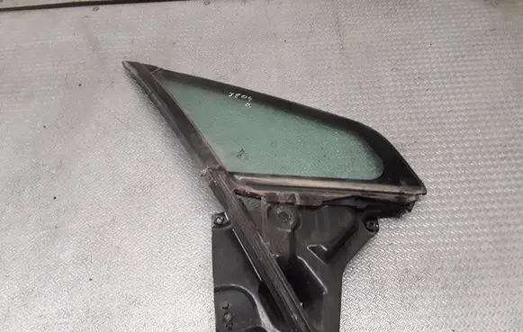 Mitsubishi Eclipse Front vent window/glass (coupe) 