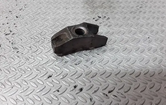Volkswagen Golf IV Fuel Injector clamp holder