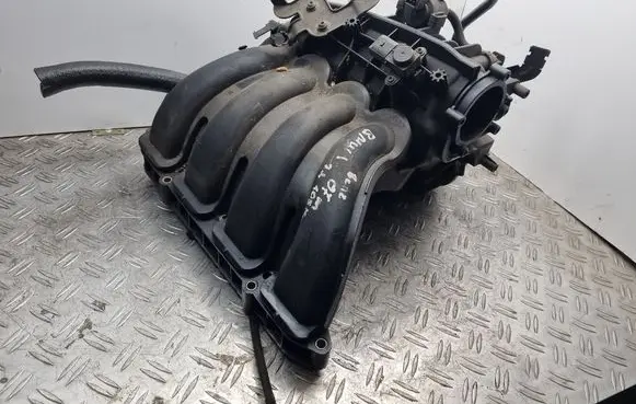 BMW 1 E81 E87 Intake manifold 7560340