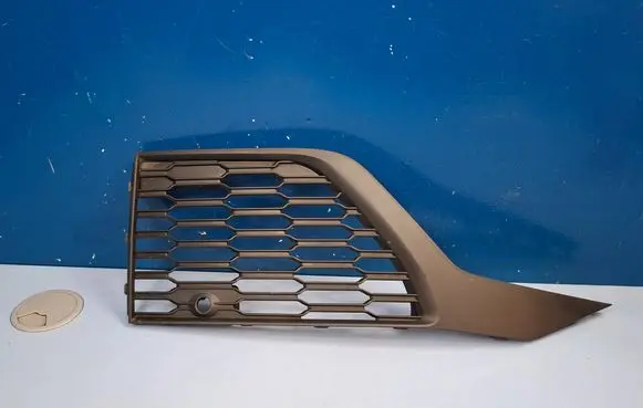 Audi Q7 4M Front bumper lower grill 4M0807682AM