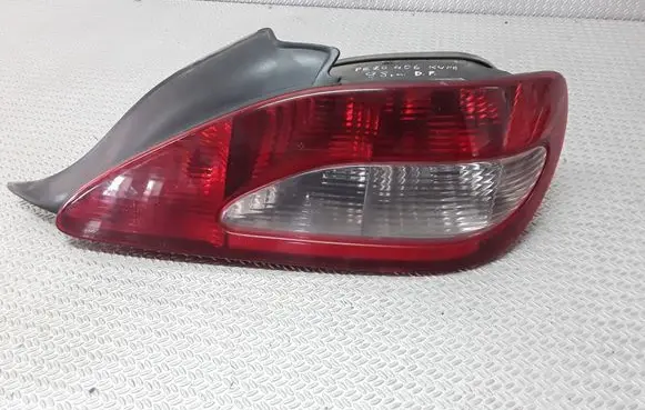 Peugeot 406 Rear/tail lights