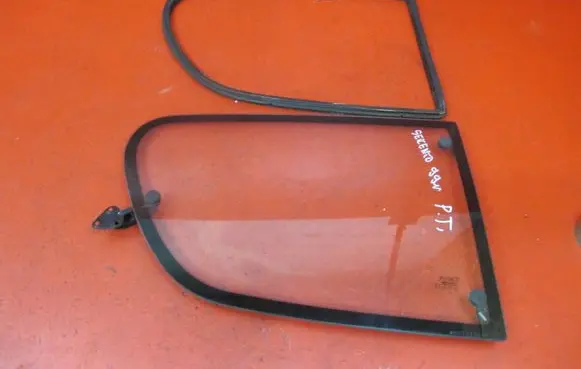 Fiat Seicento/600 Rear windscreen/windshield window 43R001167 AS2