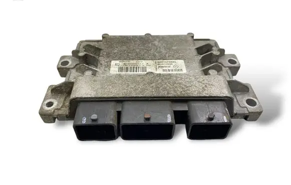 Renault Twingo II Engine control unit/module 8201076690