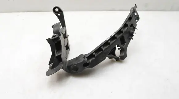 Audi A4 S4 B8 8K Headlight/headlamp mounting bracket 8K0805607C