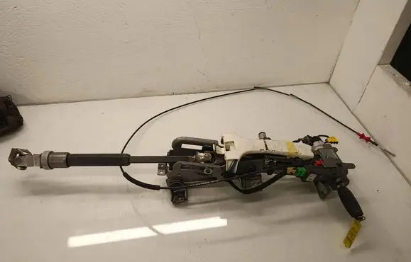 Volvo XC90 Steering wheel axle 8621509