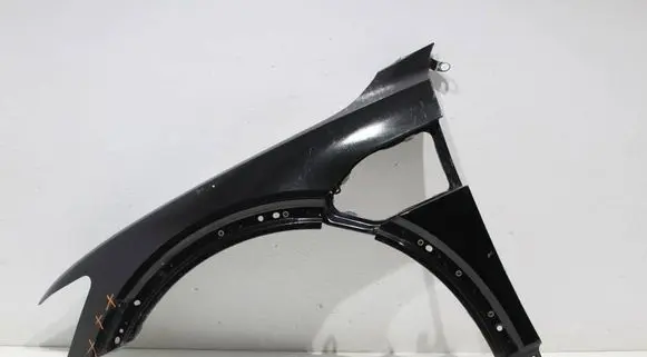 Audi e-tron Fender