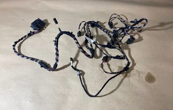 Volkswagen Tiguan Tailgate/trunk wiring harness 5NA971147CB