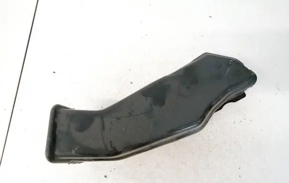 Air intake hose/pipe