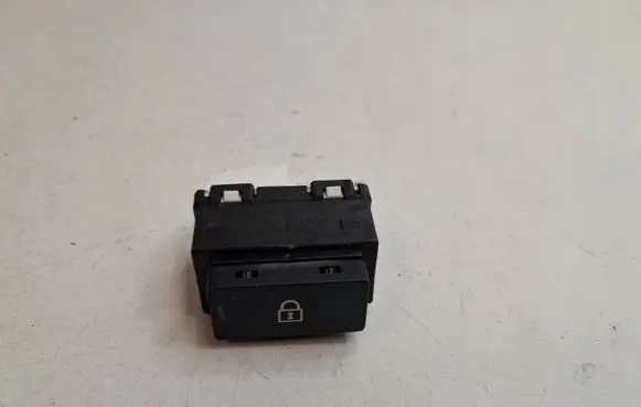 Peugeot Partner III Central console control unit M8A214017DA