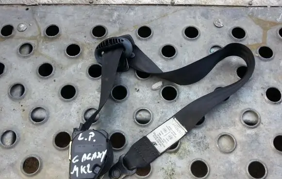 Ford Galaxy Front seatbelt