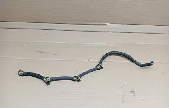 Volkswagen Golf VII Fuel return line/hose 