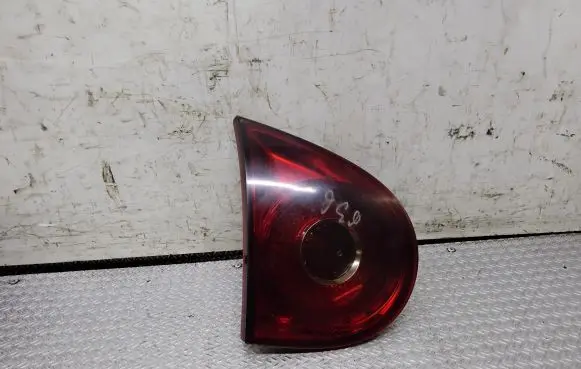 Volkswagen Golf V Tailgate rear/tail lights 1K6945093