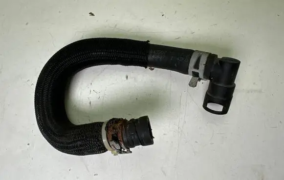 Dodge Durango III Engine coolant pipe/hose 1043507