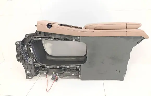 NIO EL6 Center console P0269720 P0253084 P0252988