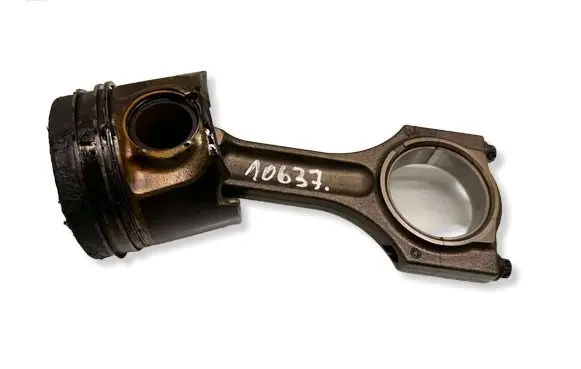 BMW 3 E90 E91 Piston with connecting rod N57 N57D30A