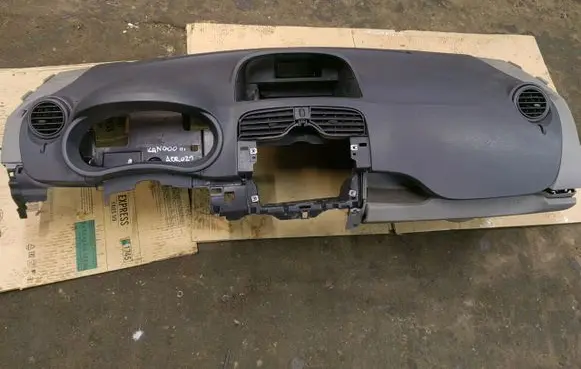 Renault Kangoo II Dashboard 