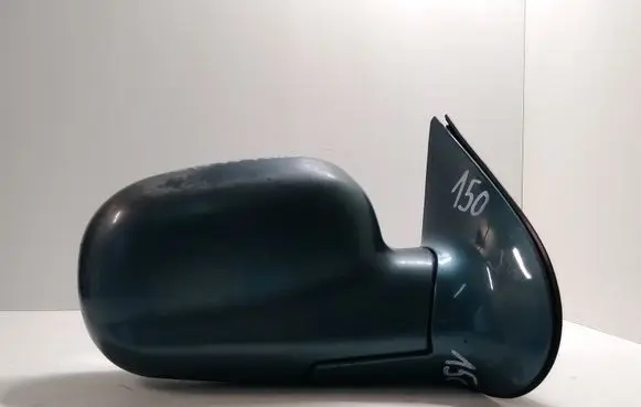 Hyundai Santa Fe Front door electric wing mirror 012147