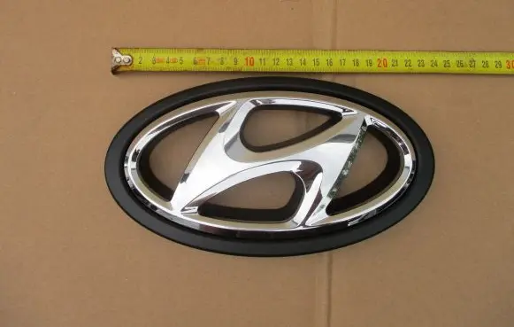 Hyundai i30 Manufacturer badge logo/emblem 86352G4500