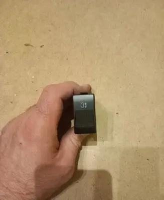 Fog light switch