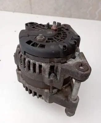Opel Astra J Generator/alternator 13581885 14V100A1